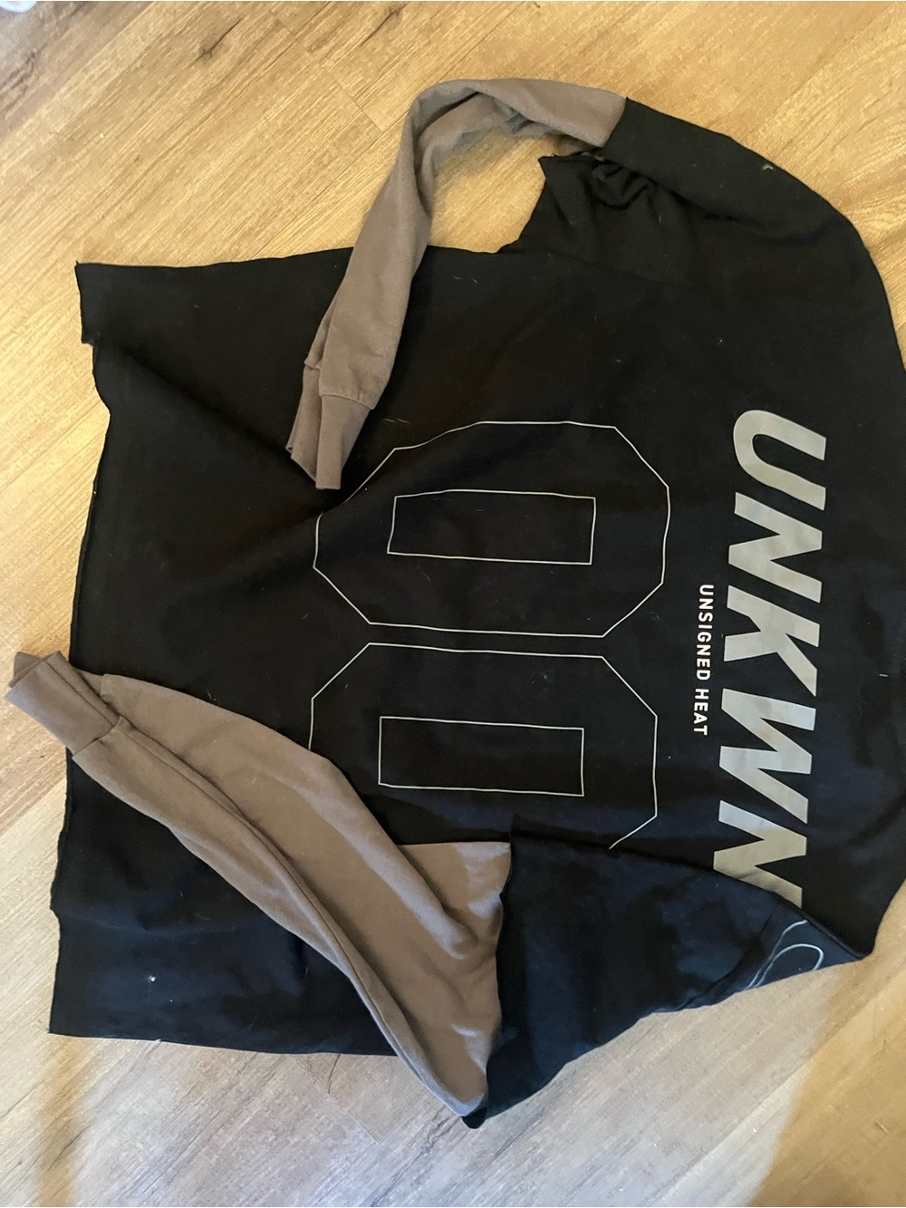 PacSun Black Graphic Logo Tee - Los Angeles Tag